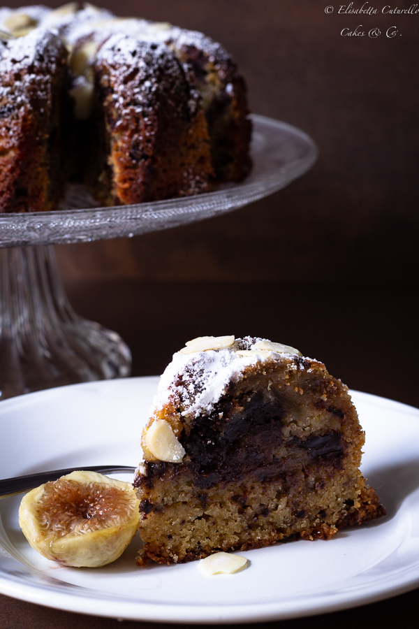 Ciambella di fichi e cioccolato fondente