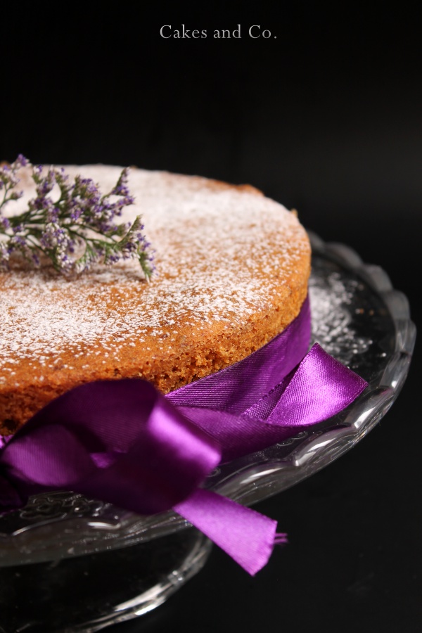 Torta con lavanda