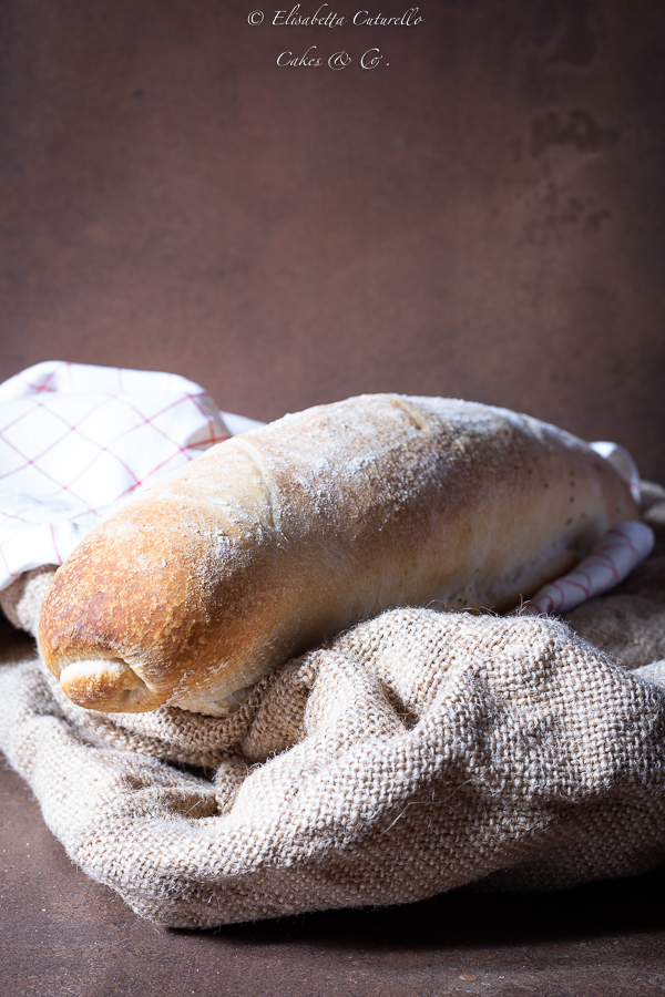 pane a spirale alle spezie e semi di papavero