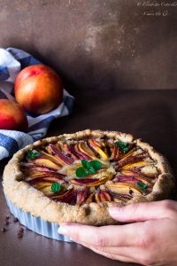 Galette alle pesche e crema frangipane al DìWine